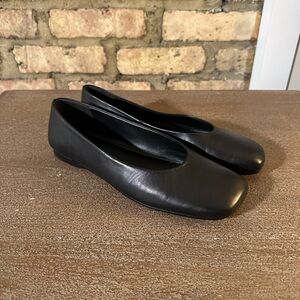 Vince Leah Black Leather Women's Ballet Flats